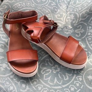 MIA Ellen strap sandal